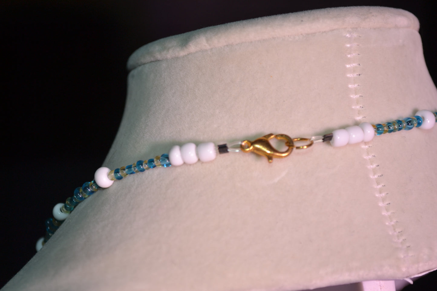 Conch shell pendant beaded necklace