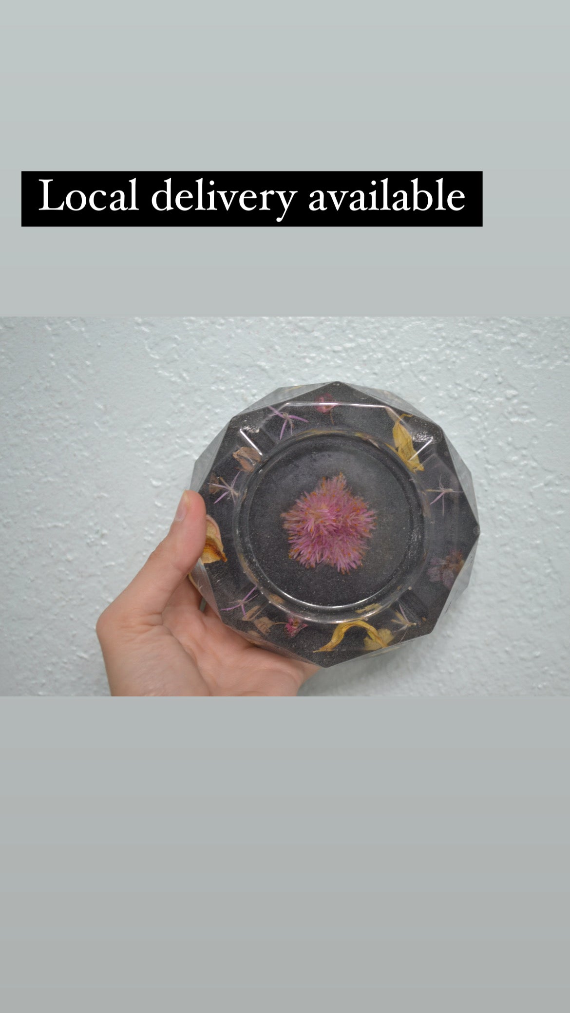 Preserved flowers ashtray