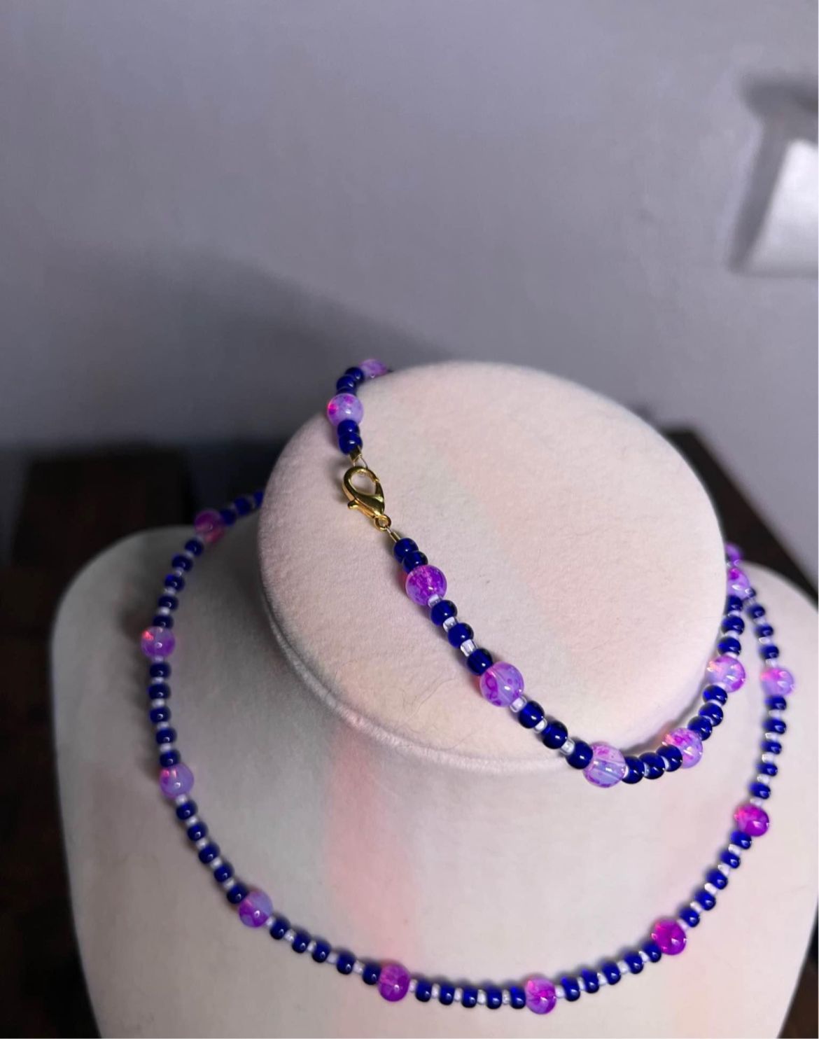 Purple necklace and bracelet set