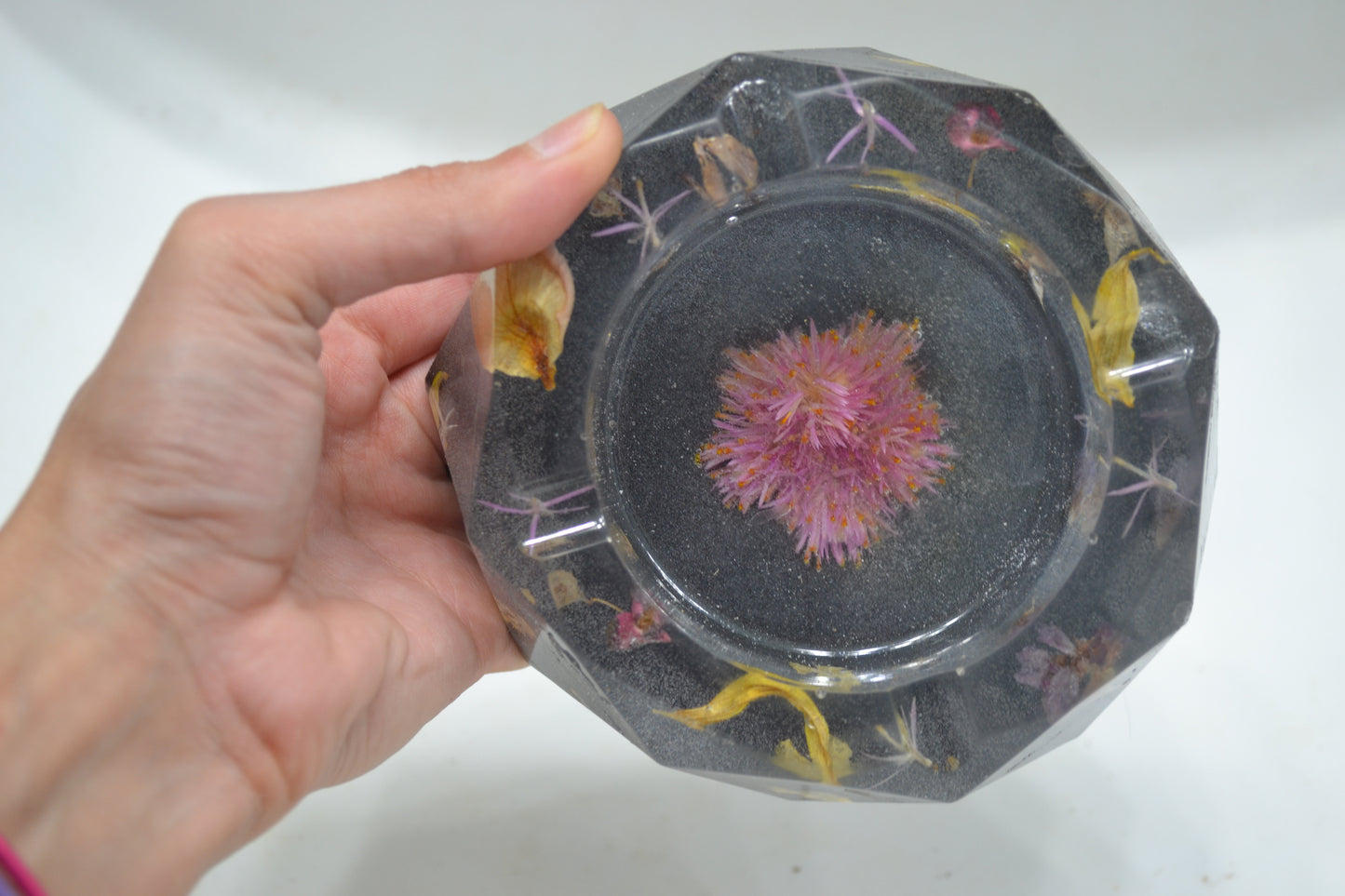 Preserved flowers ashtray
