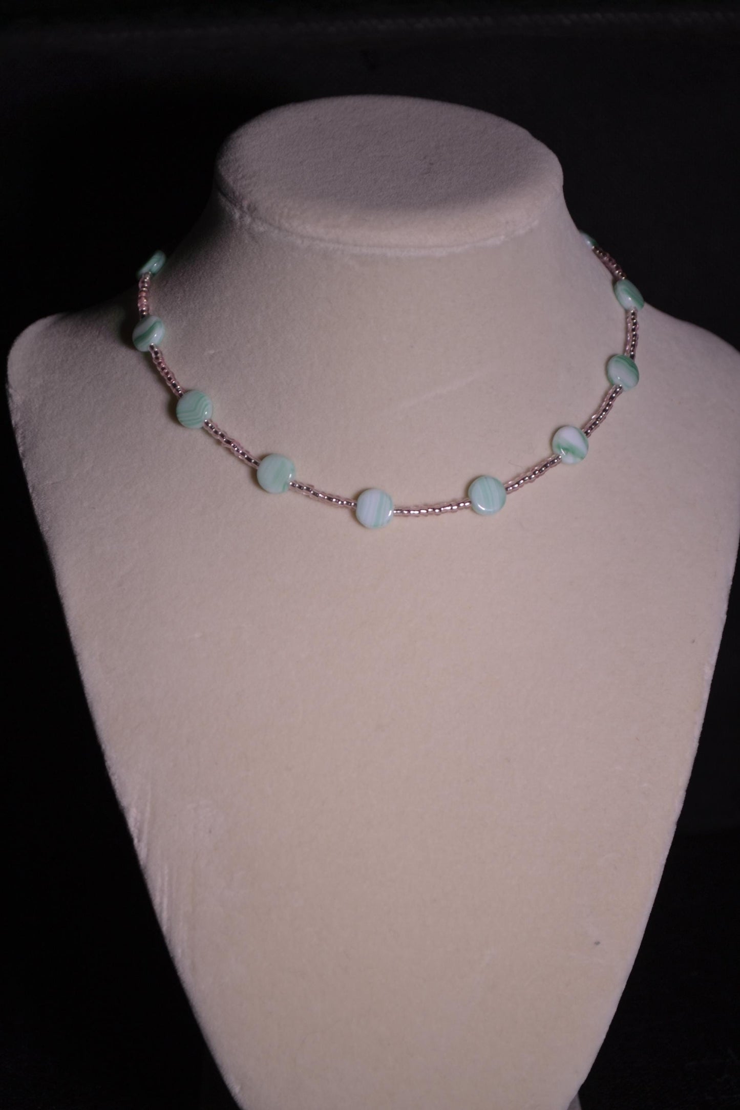 Multicolor glass bead choker. Tie dye