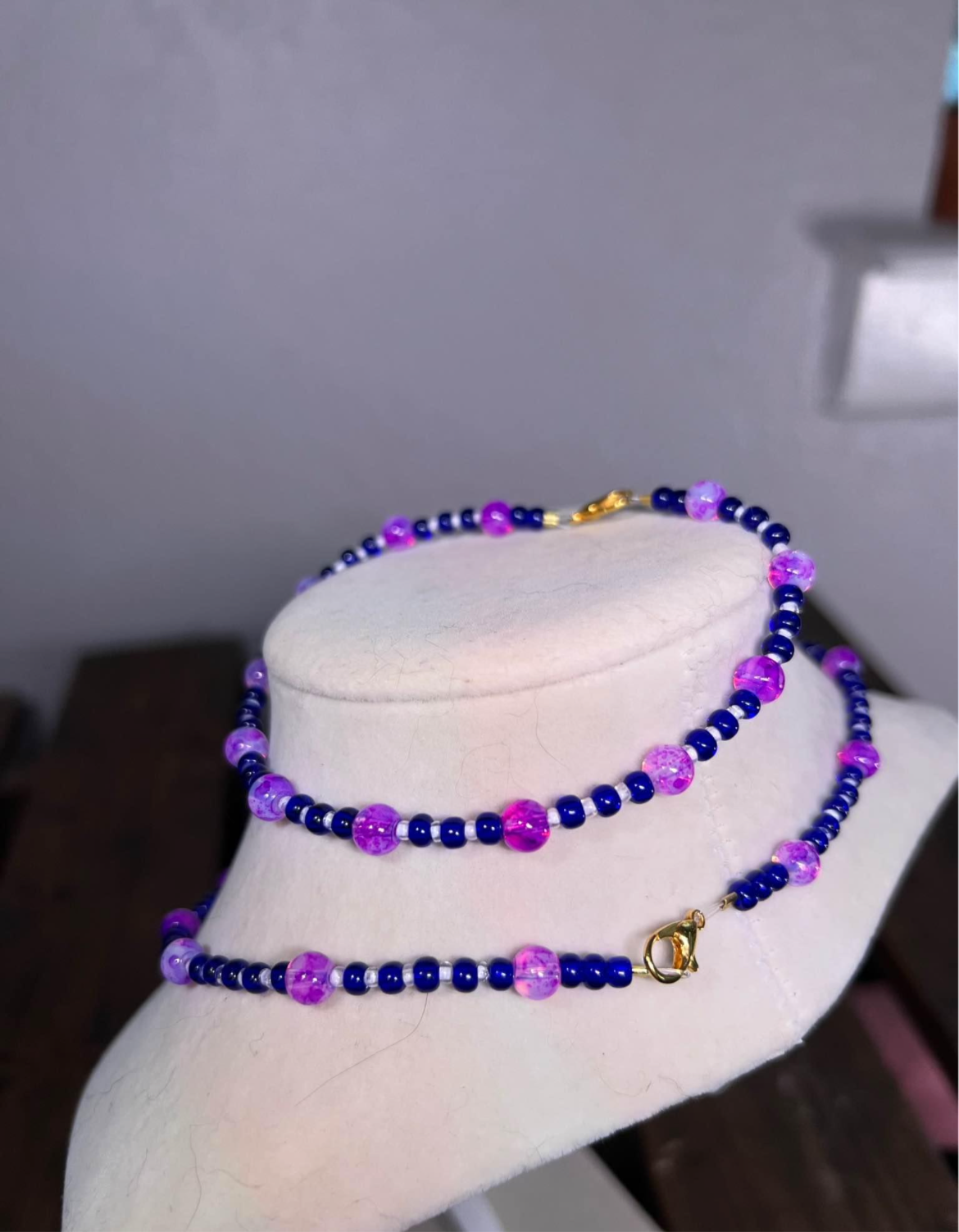 Purple necklace and bracelet set