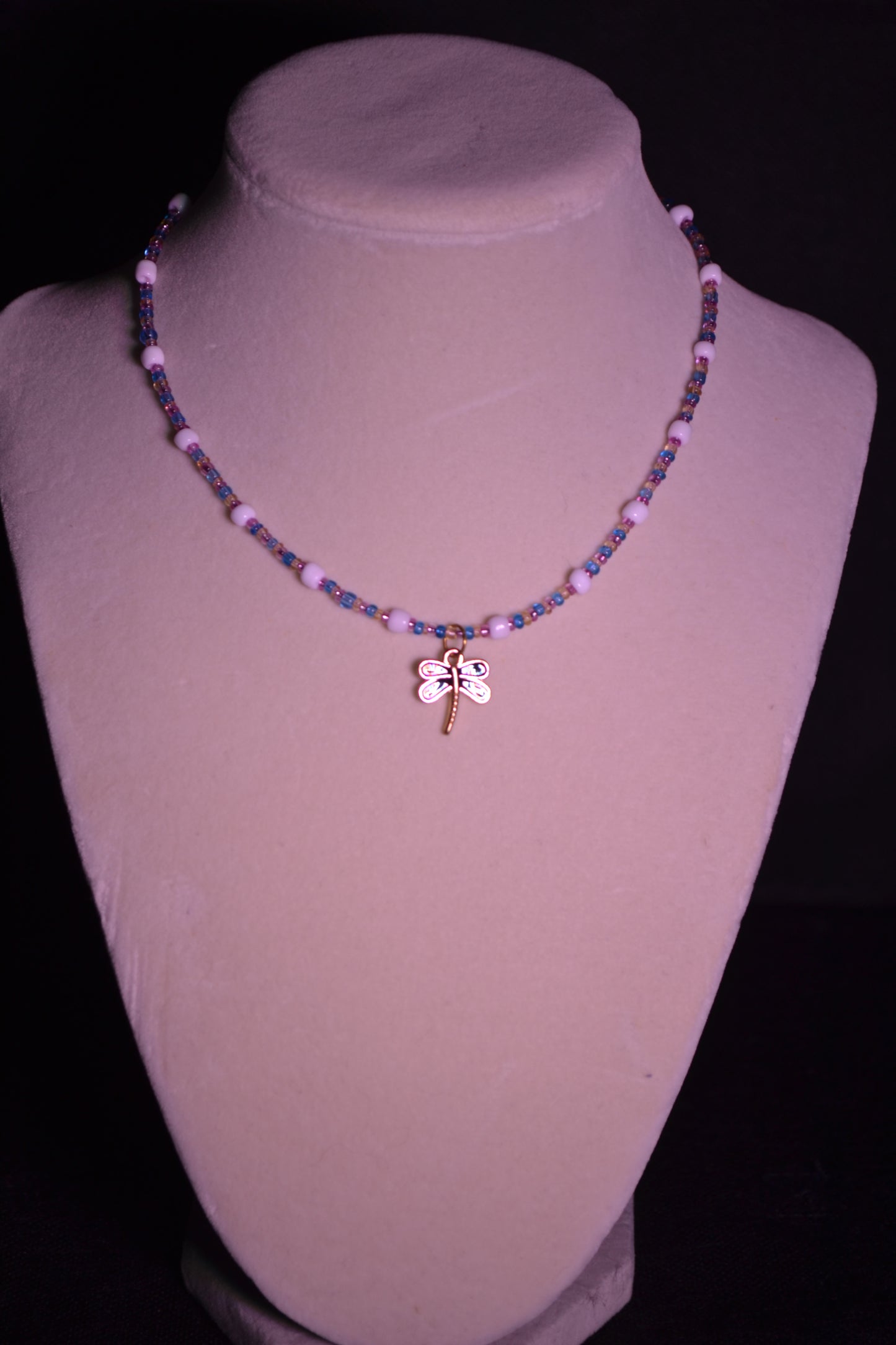 Drangonfly pendant choker