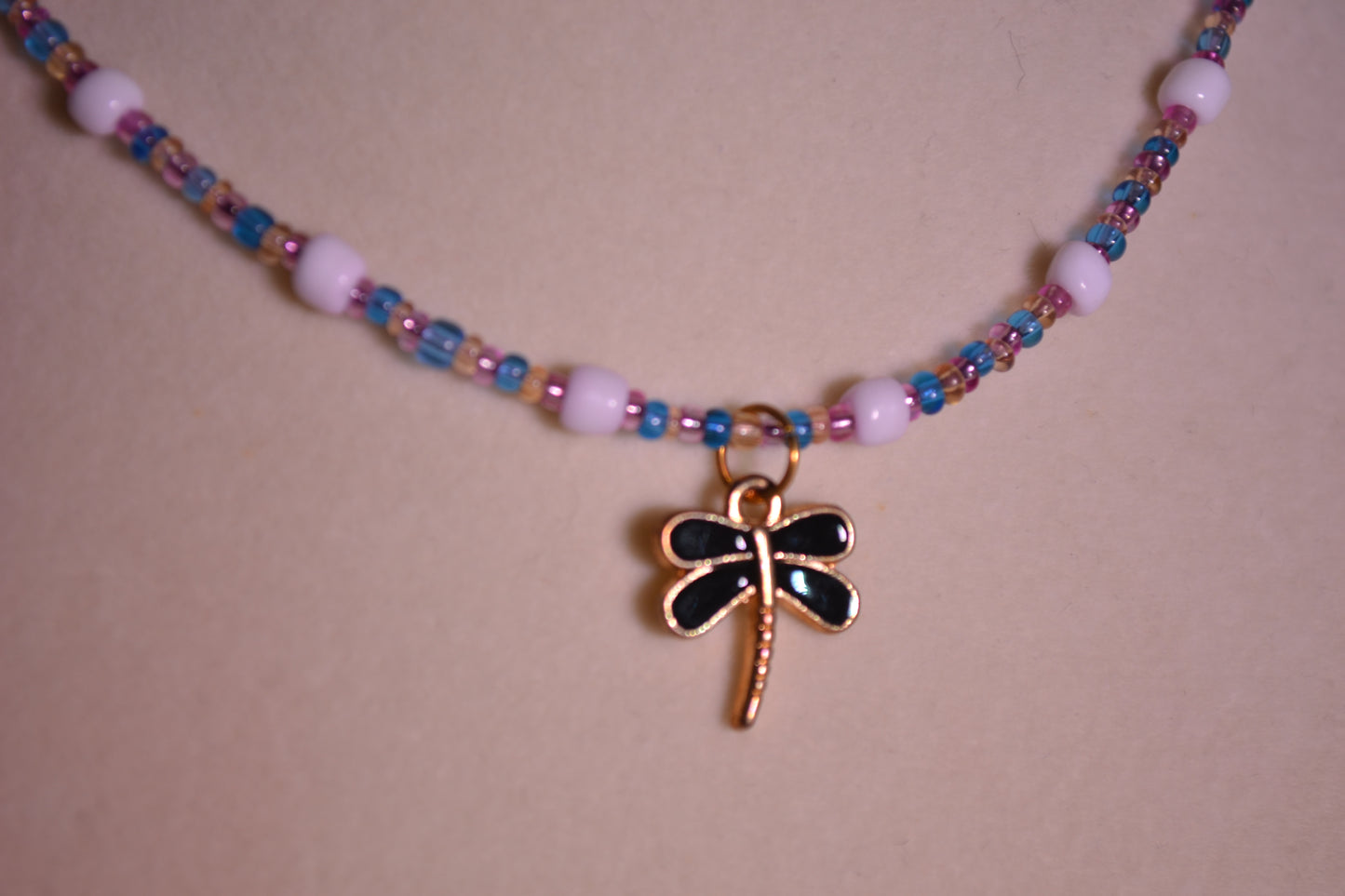 Drangonfly pendant choker