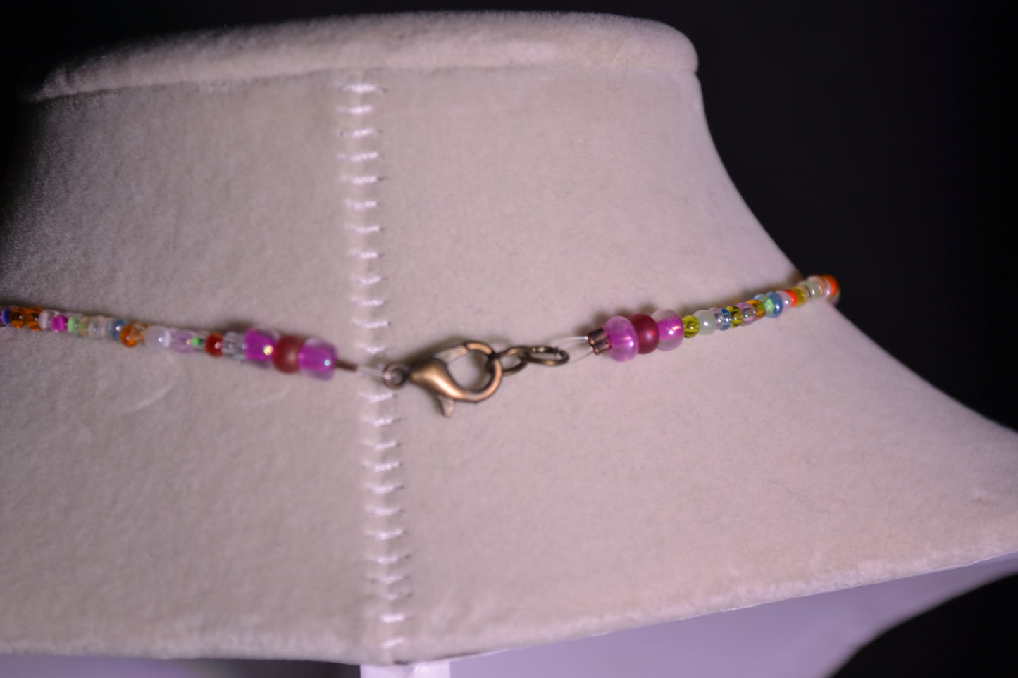 Peace sign pendant choker