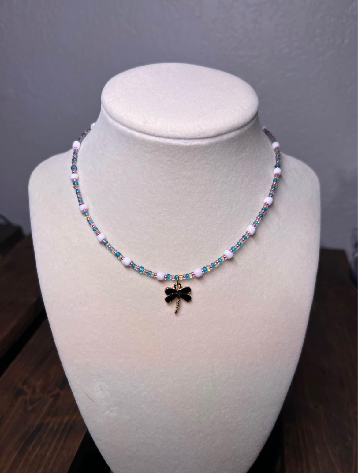 Drangonfly pendant choker