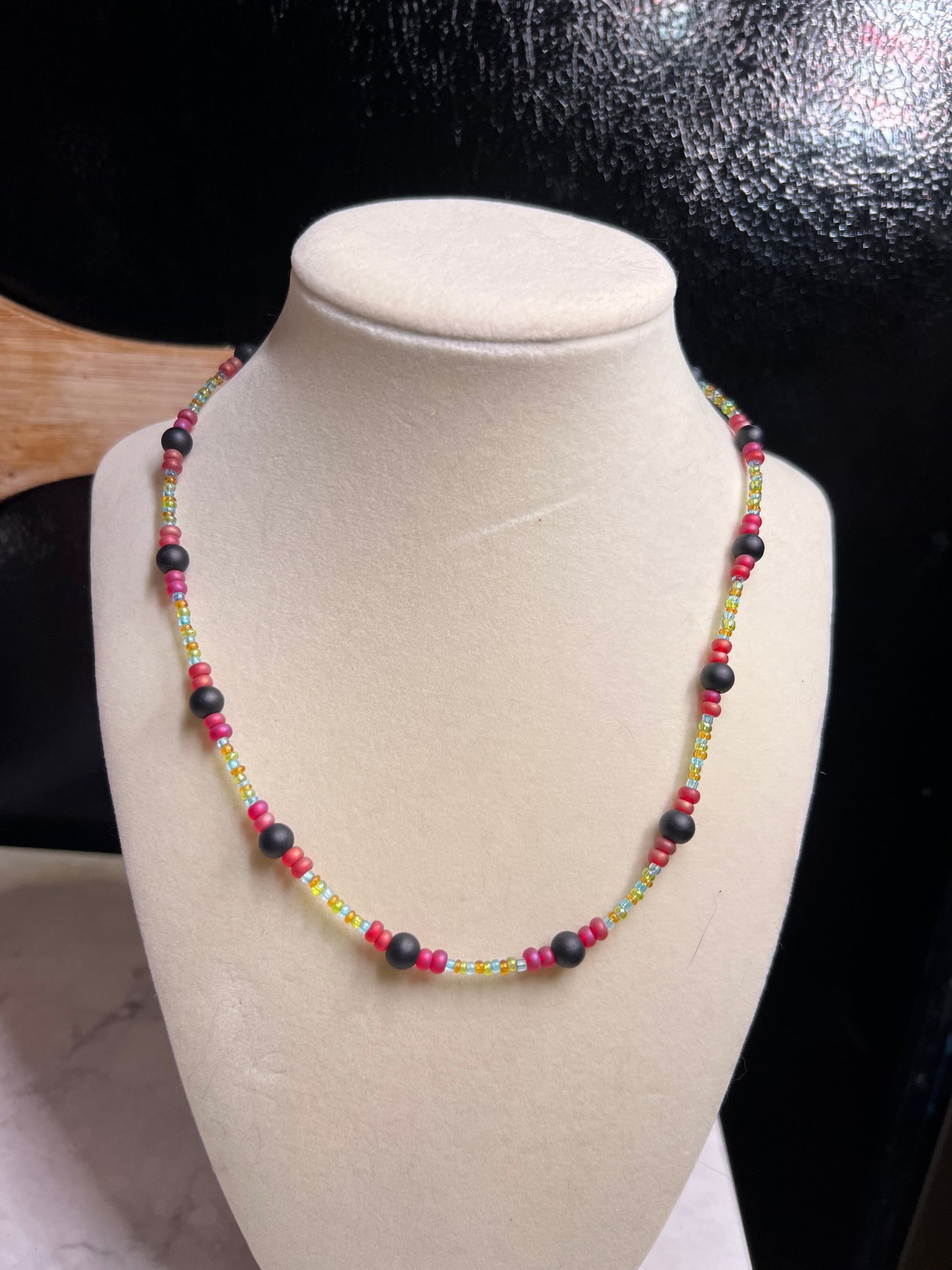 Multicolor glass bead necklace
