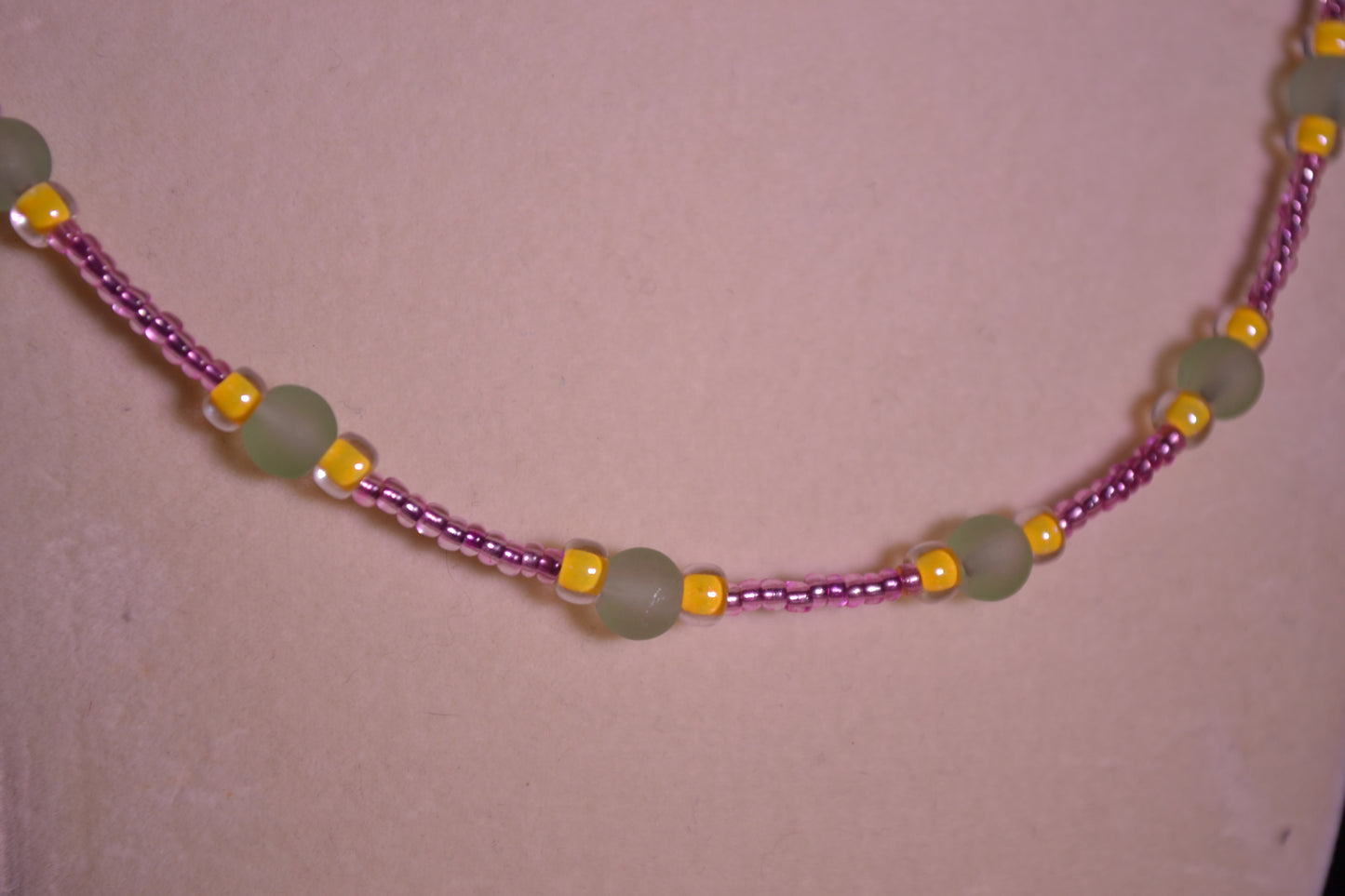 Multicolor glass bead necklace