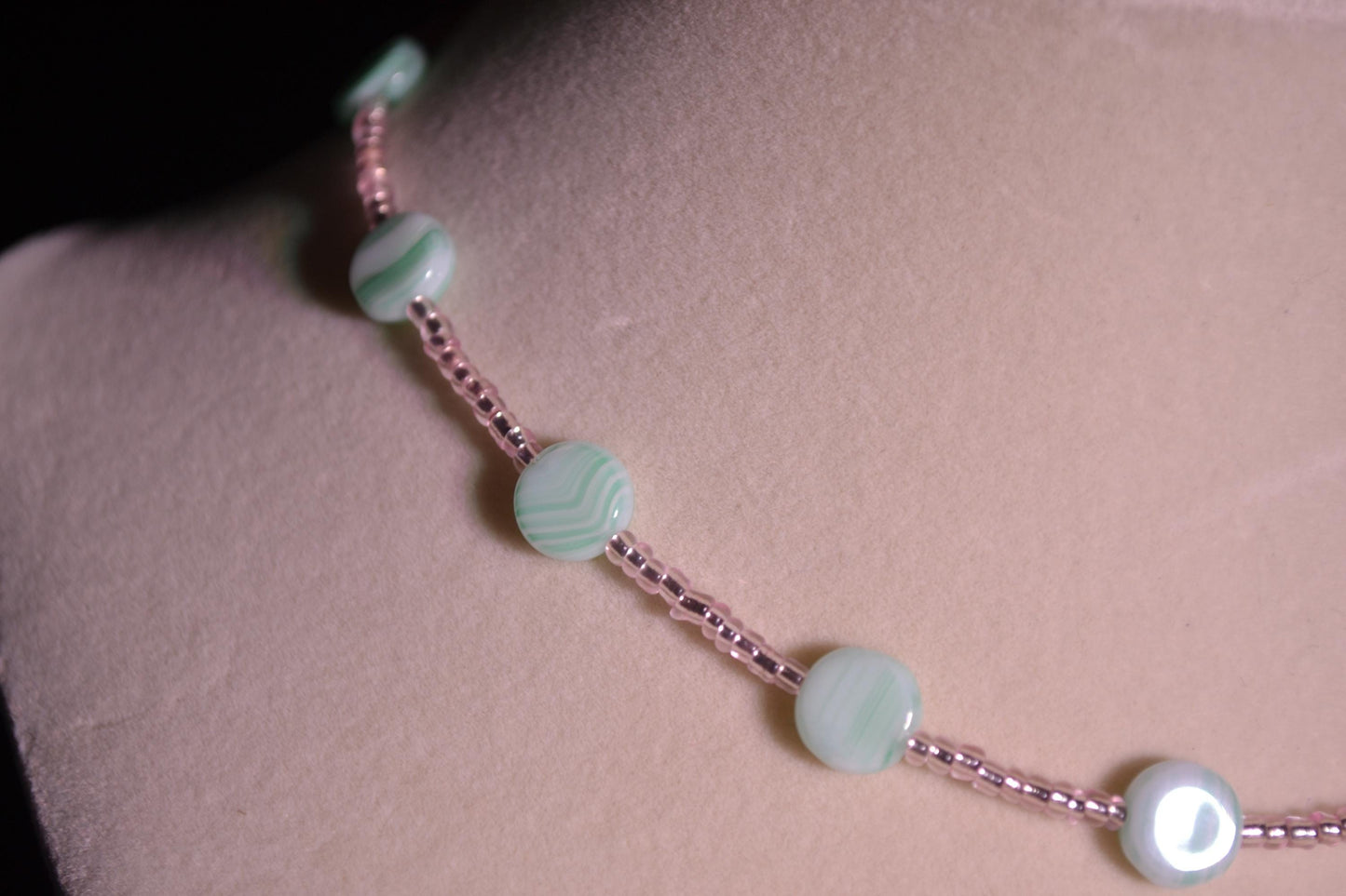 Multicolor glass bead choker. Tie dye