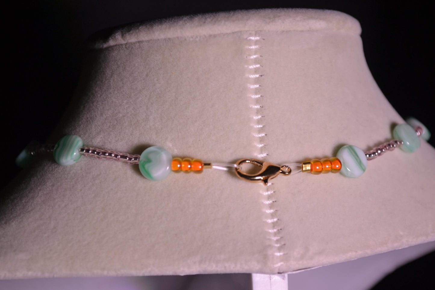 Multicolor glass bead choker. Tie dye