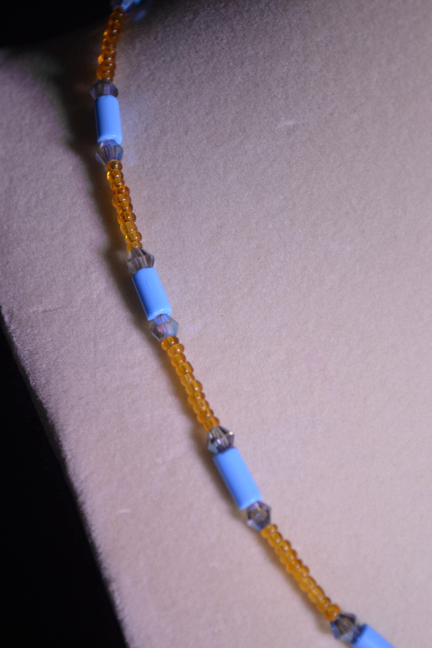 Multicolor glass bead necklace. Brown and blue