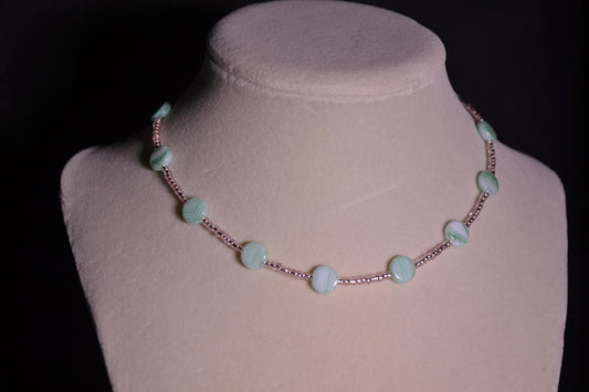 Multicolor glass bead choker. Tie dye