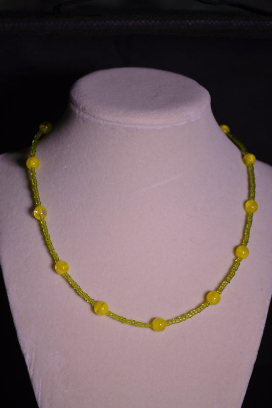 Multicolor glass bead necklace. Lemon lime