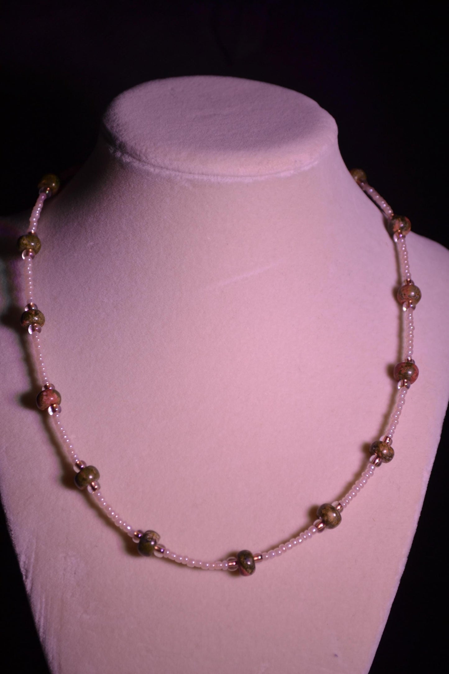 Multicolor glass bead necklace. Jasper and pearl